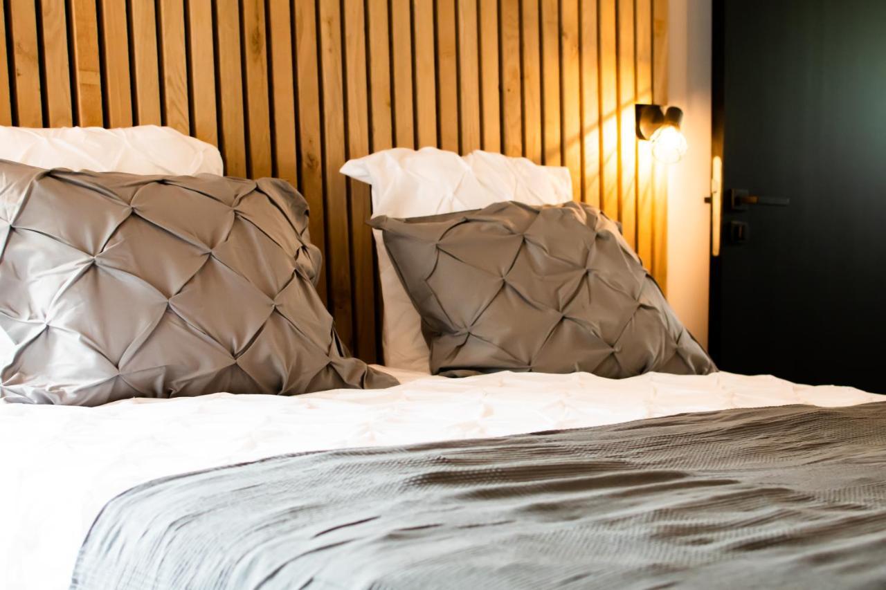 Au Calme De Hosdent Bed & Breakfast Braives Екстериор снимка