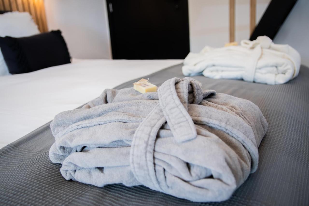 Au Calme De Hosdent Bed & Breakfast Braives Екстериор снимка